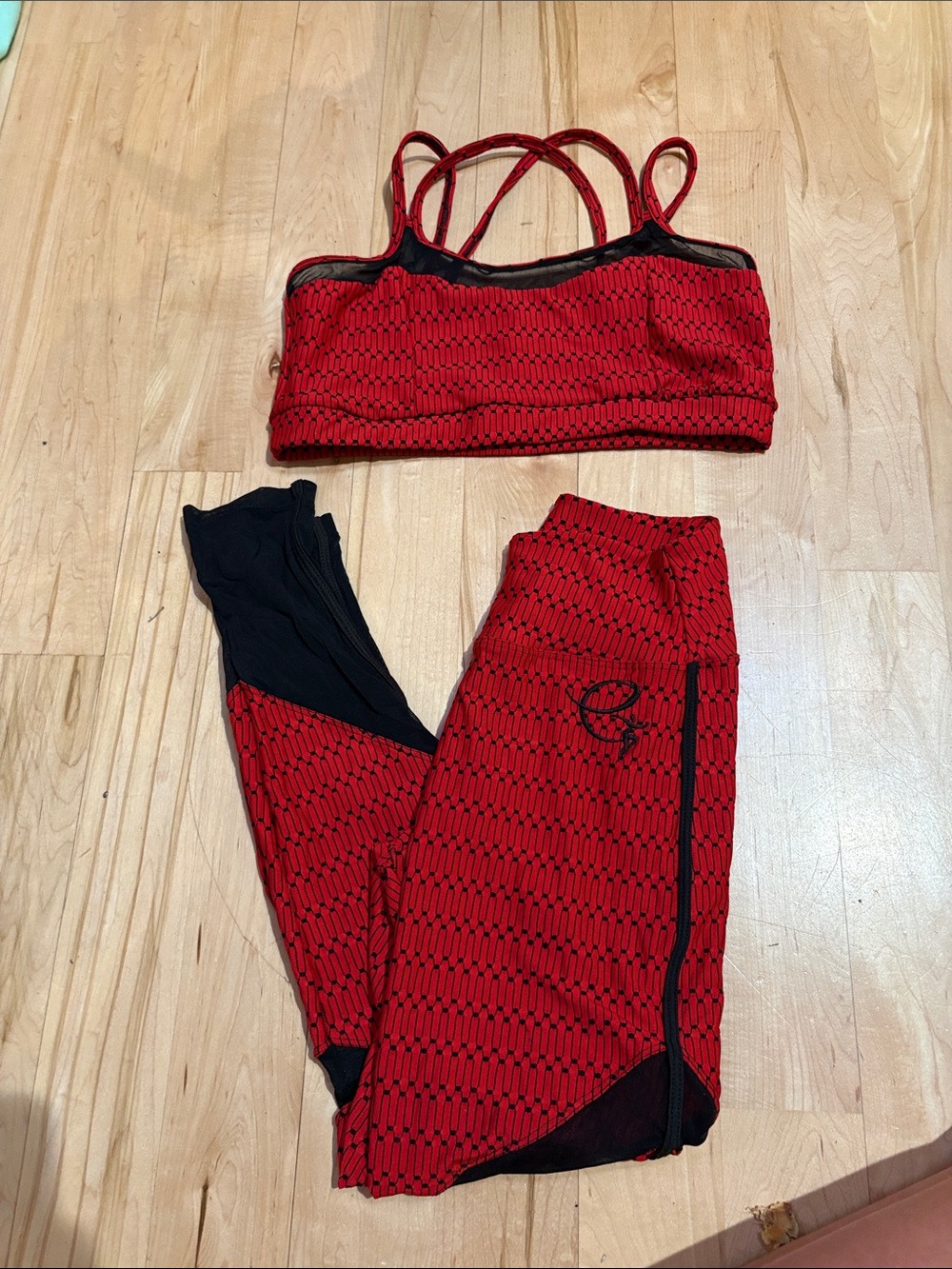 Red Strappy Sports Bra and Legging Set - Performance Activewear sm
